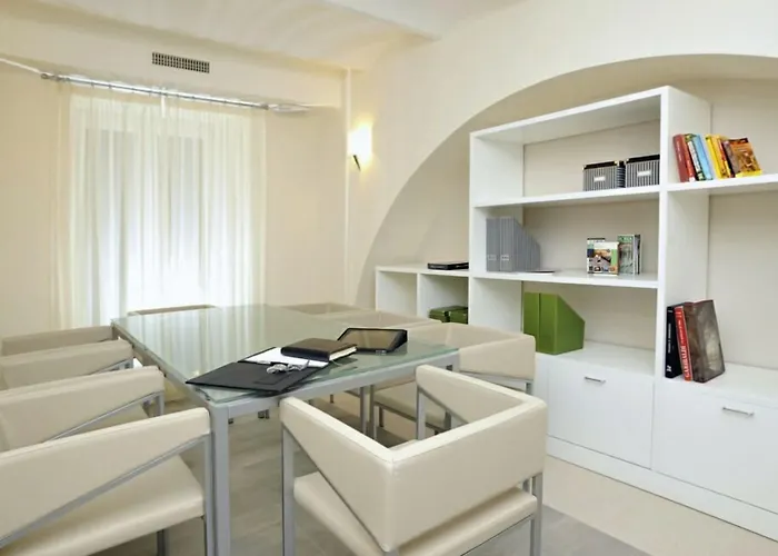 Hotell Demetra 4*